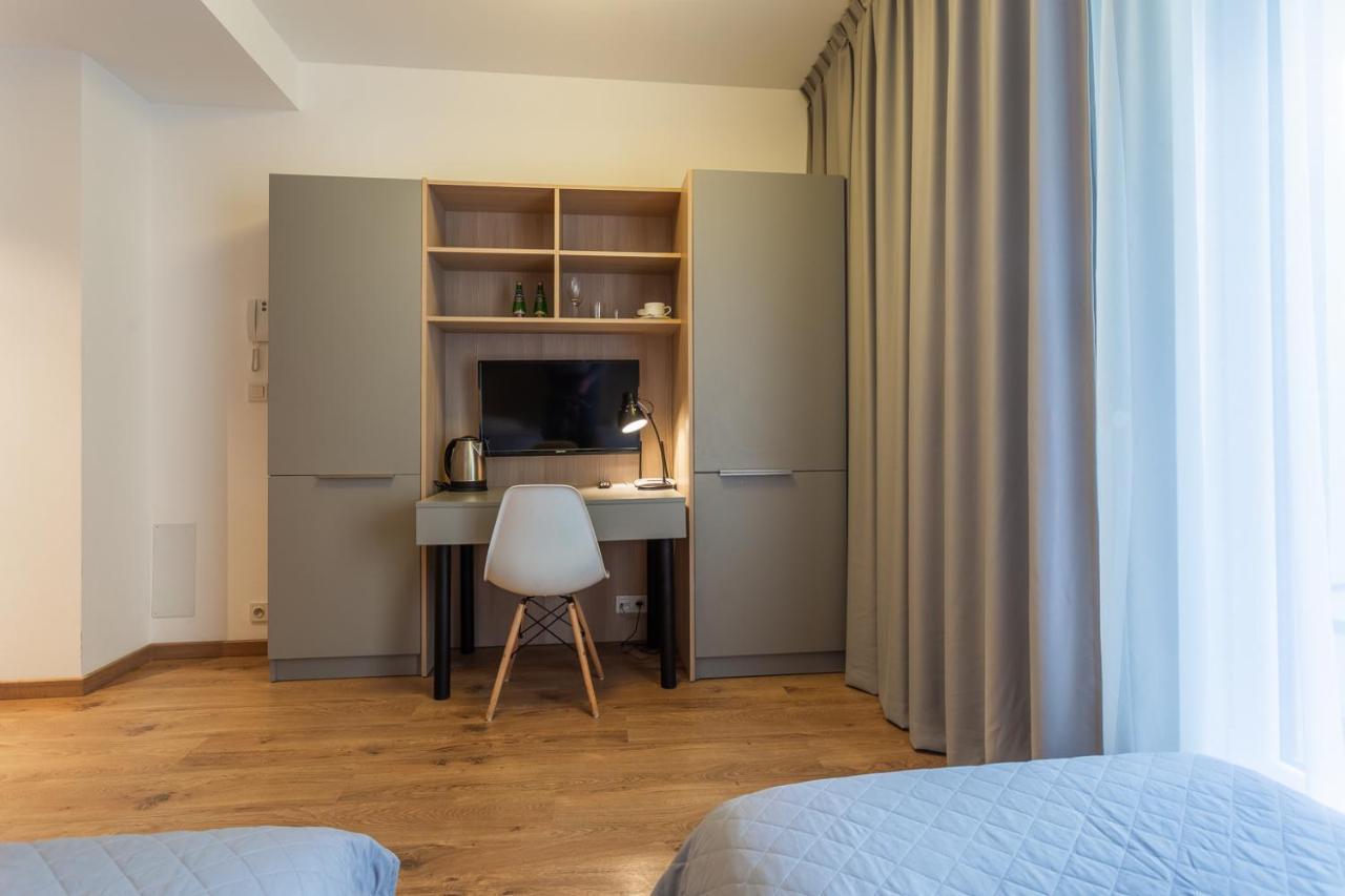 Rentplanet - Apartamenty Wolska Warsaw Exterior photo