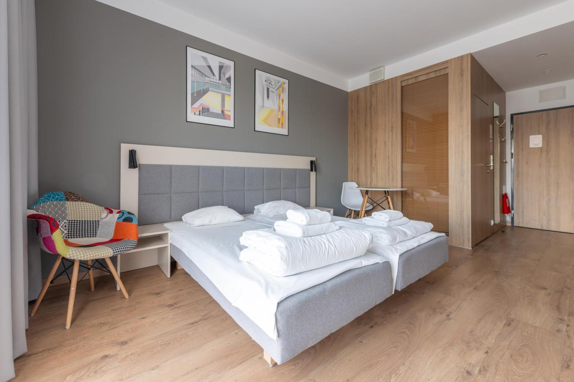 Rentplanet - Apartamenty Wolska Warsaw Exterior photo