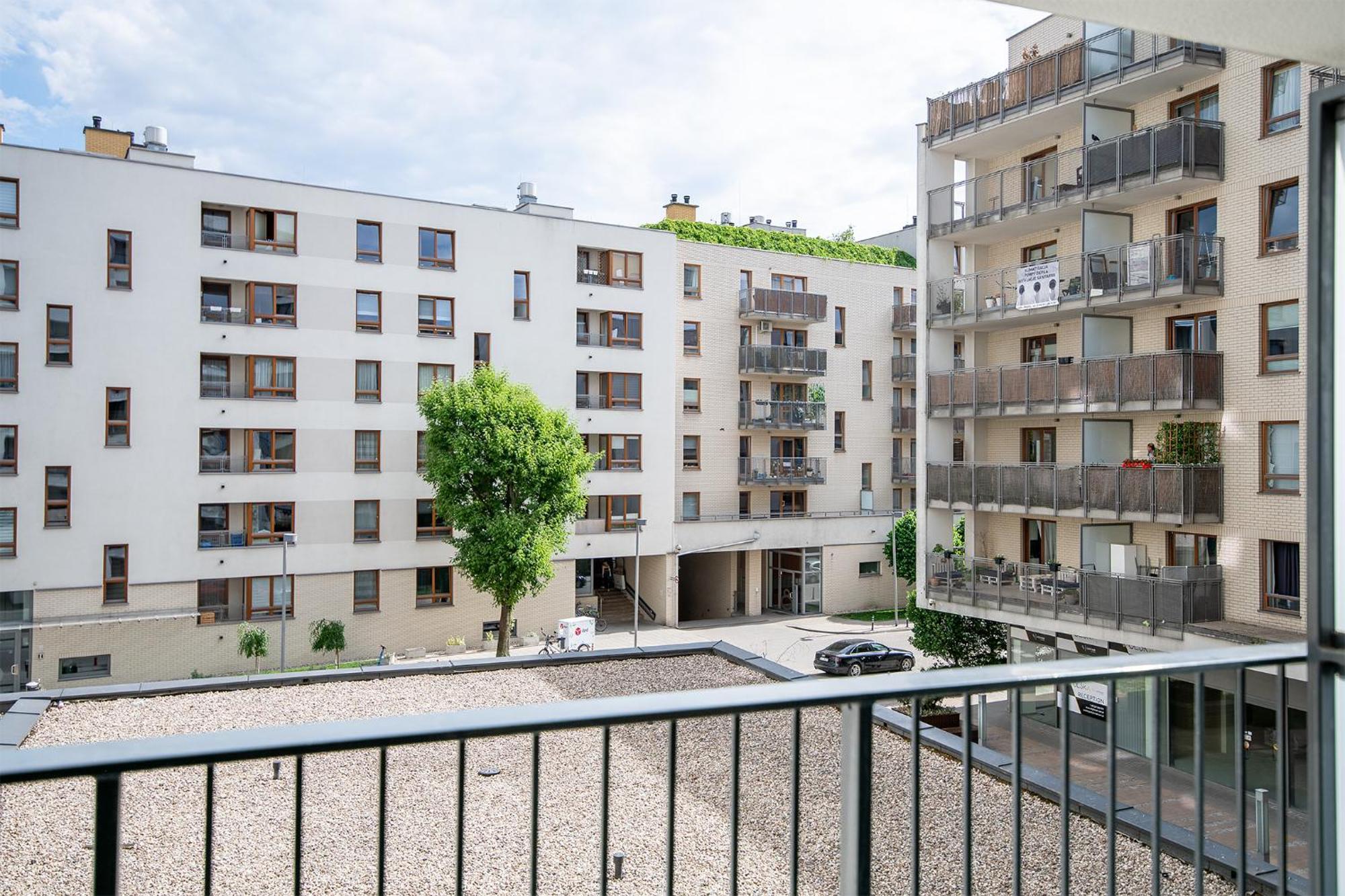 Rentplanet - Apartamenty Wolska Warsaw Exterior photo